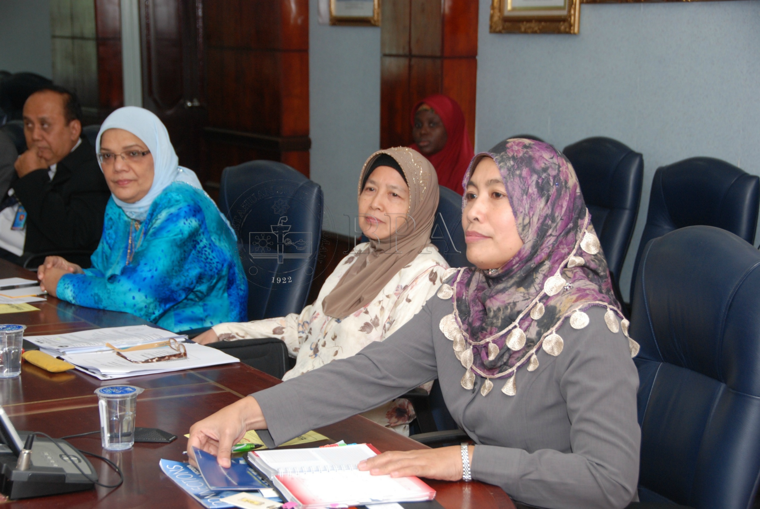 BPA 12 84 victoria DSC 2400